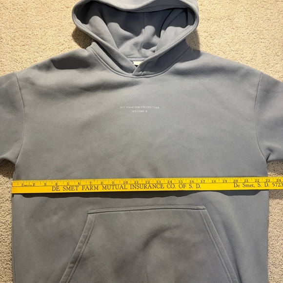 Comfrt Affirmations Collection Blue Hoodie Size Medium - Picture 7 of 8